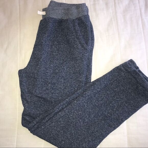 SOLD Gap kids joggers size 14 -16 - Picture 1 of 2